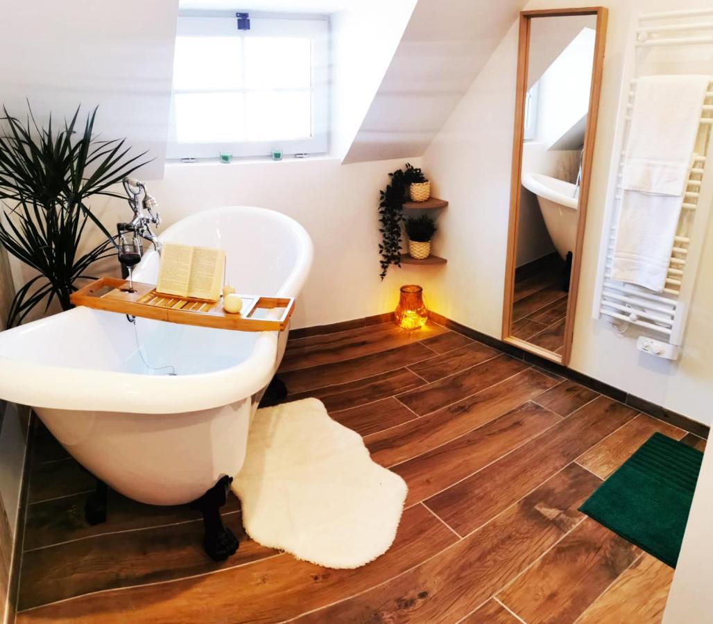 "Le Savannah" - Jacuzzi - A 3Min Du Zoo De Beauval Saint-Aignan  Exterior foto